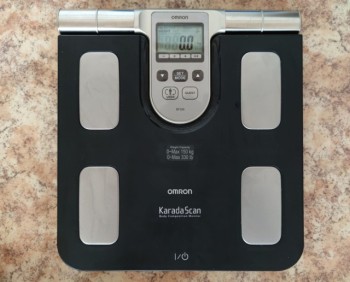 Весы-монитор OMRON BF508