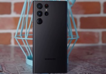 Смартфон Samsung Galaxy S22 Ultra