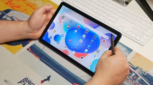 Интересный планшет, но не более: обзор TCL NXTPAPER 10s