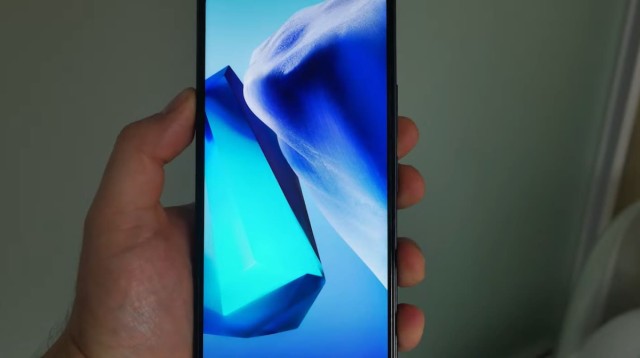 Красивый скромный бюджетный смартфон: отзыв на vivo Y35