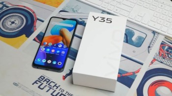 Смартфон vivo Y35