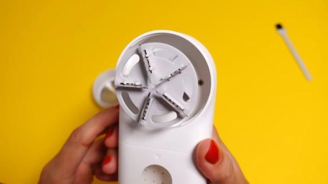 Недорогая и хорошая машинка по удалению катышков: отзыв на Xiaomi Mijia Rechargeable Lint Remover (MQXJQ01KL)