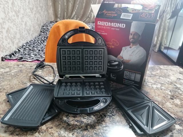 Мал, да удал: мультипекарь Redmond RMB-M6011
