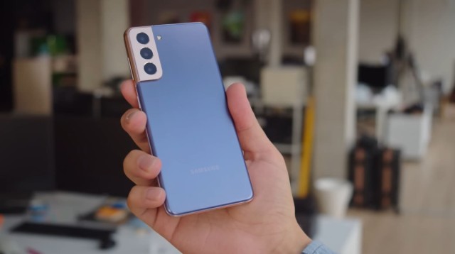 Как ощущает себя флагман 2021 года в 2023? Отзыв на Samsung Galaxy S21