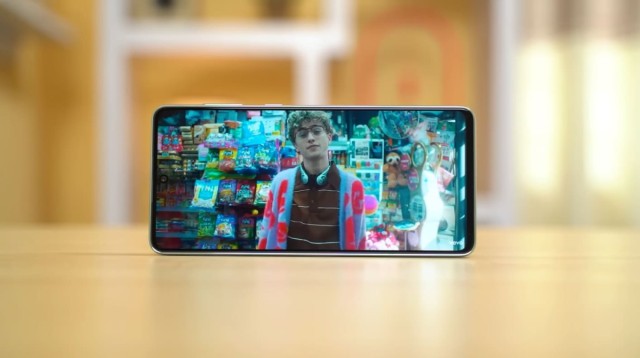 Обзор смартфона Samsung A73 5G: потрясающие камеры за небольшую цену