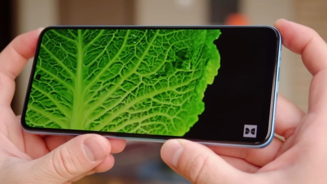 Очень недорогой и очень классный смартфон: отзыв на Redmi Note 12