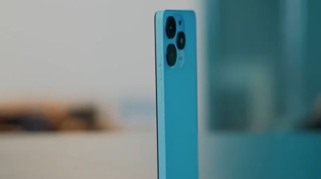 Замечательный смартфон Tecno Spark 10 Pro: плюсы и минусы