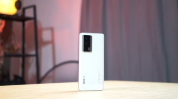 Смартфон POCO F5 Pro