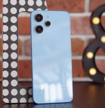 Смартфон Xiaomi Redmi 12
