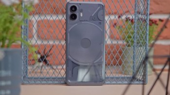 Смартфон Nothing Phone (2)