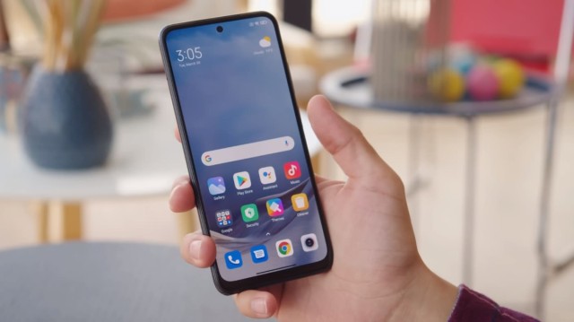 Удивительный и неповторимый (почти) Xiaomi Redmi Note 10