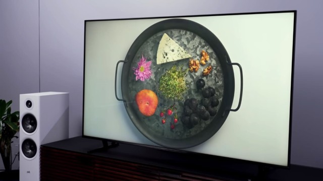 Классно, ярко, красиво, стильно: отзыв на Hisense U8K