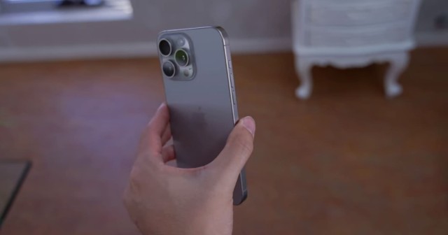 Погружение в мир Apple: Переход с Xiaomi на iPhone 15 Pro
