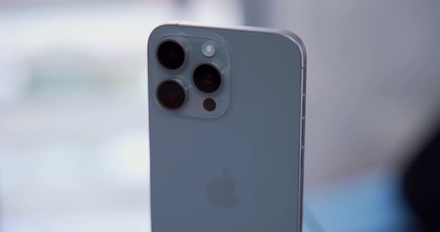 Погружение в мир Apple: Переход с Xiaomi на iPhone 15 Pro