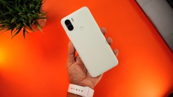 Смартфон Redmi A2+