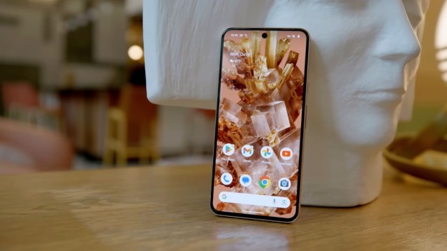 Смартфон будущего с камерой мечты: обзор на Google Pixel 8