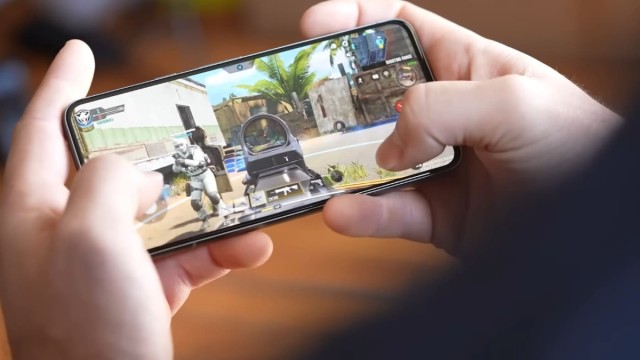 Google Pixel 8 Pro: Взгляд в будущее Android или просто красивая игрушка?