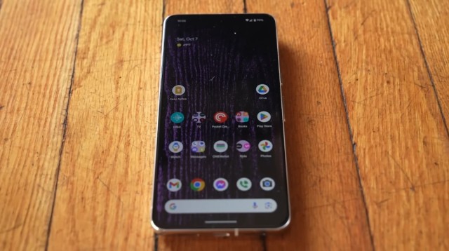 Google Pixel 8 Pro: Взгляд в будущее Android или просто красивая игрушка?