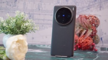 Смартфон vivo X 100 Pro