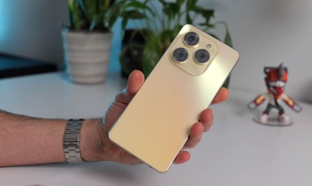 Tecno Spark 20 Pro: умеренно флагманский смартфон за бюджетный ценник