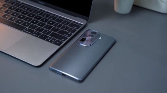 OPPO Reno11 Pro 5G: Стильный и мощный смартфон за свои деньги