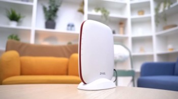 Wi-Fi роутер Zyxel SCR 50AXE