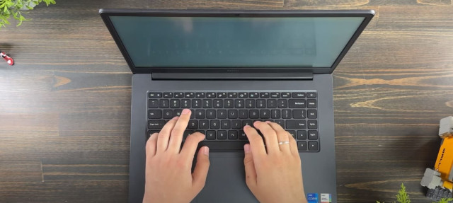 Надежный и эффективный выбор: обзор Xiaomi RedmiBook 15E (2024)