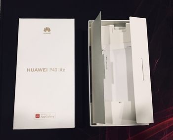 Смартфон Huawei P40 Lite