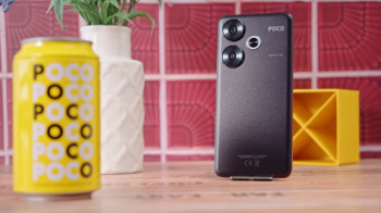 Смартфон Xiaomi POCO F6