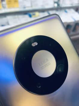 Смартфон Huawei Mate 40 Pro