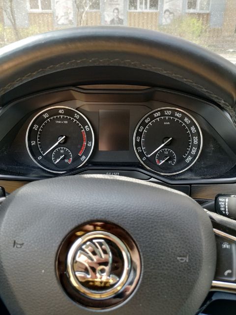 Обзор на Skoda Superb