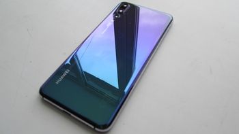 Смартфон Huawei P20 Pro