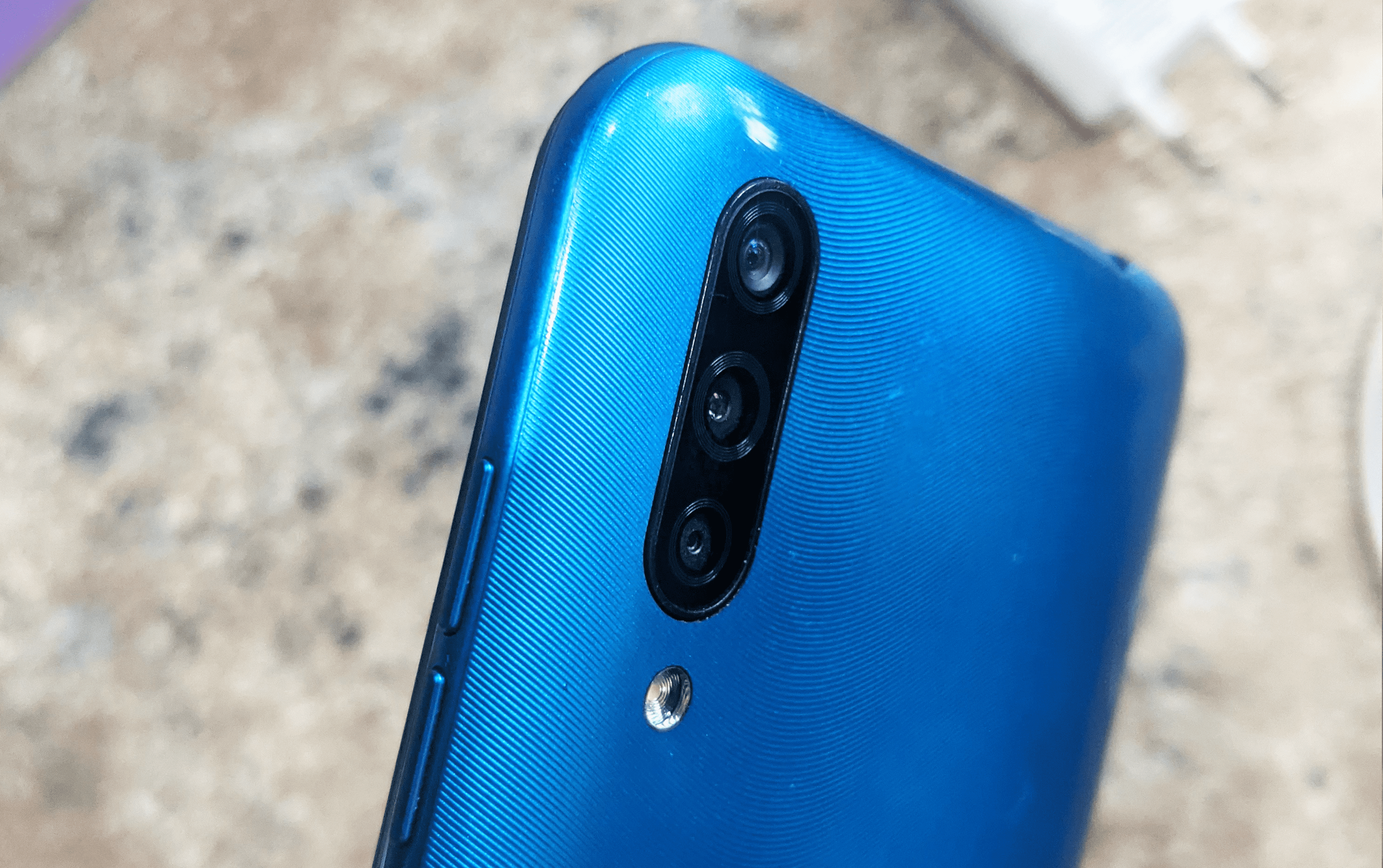 Обзор на ZTE Blade A7 2020