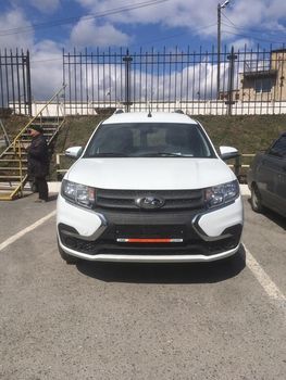 Автомобиль Lada Largus 2021 минивэн