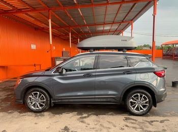Автомобиль Geely Coolray кроссовер