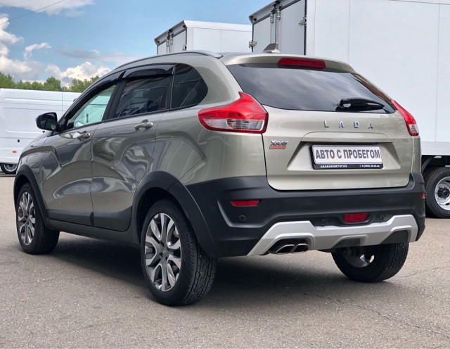 Отзыв об автомобиле Lada X-Ray