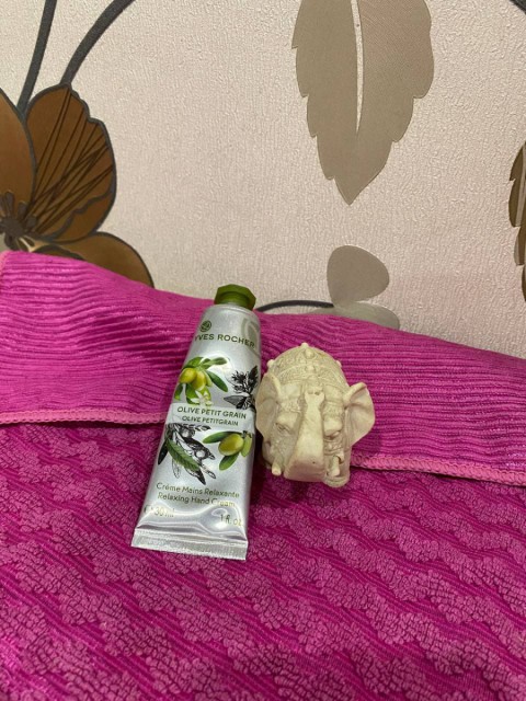 Крем для рук Olive Petit Grain от Yves Rocher – нежный и бережный уход за кожей