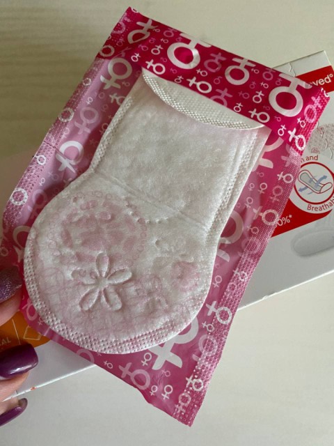 Ежедневные прокладки Kotex Deo Normal – удобство использования, нежность, деликатная защита