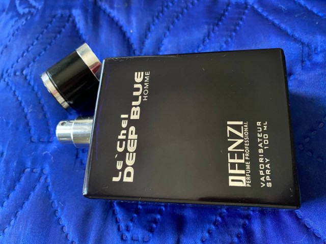 Парфюмированная вода Le’Chel Deep Blue Homme DFENZI – приятный и свежий мужской аромат