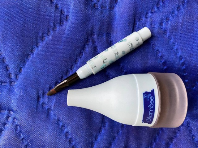 Помада для бровей Glambee Brow Pomada – быстро сделать макияж, подчеркнуть привлекательность