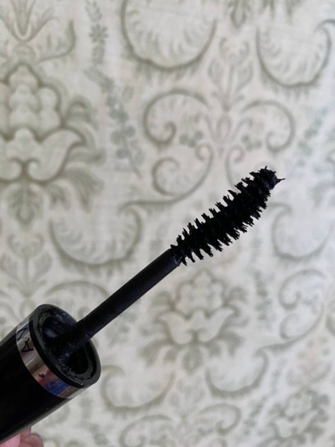 Тушь AVON Big Daring – качественная тушь по лояльной цене