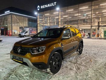 Автомобиль Renault Duster 2021 кроссовер