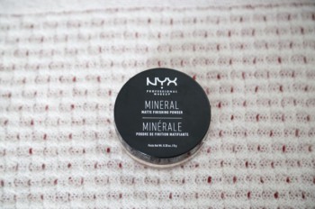 NYX минеральная финишная рассыпчатая пудра