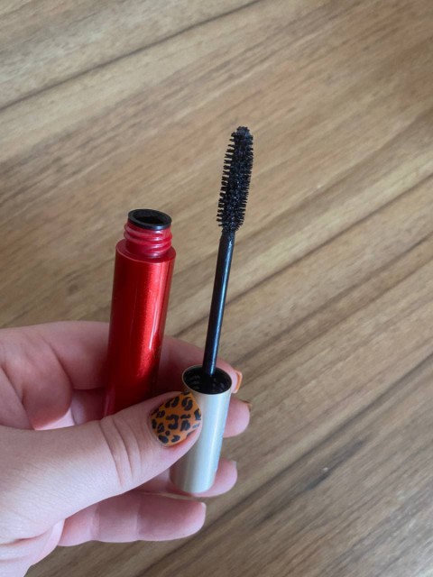Тушь для ресниц L’oreal Paris Volumissime Royale – густые и выразительные реснички для 100% уверенности в своей красоте