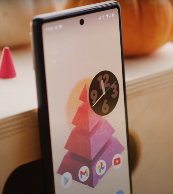 Купить или не купить: обзор Google Pixel 6