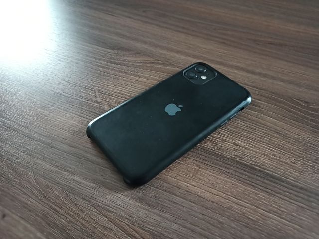 Смартфон iPhone XR