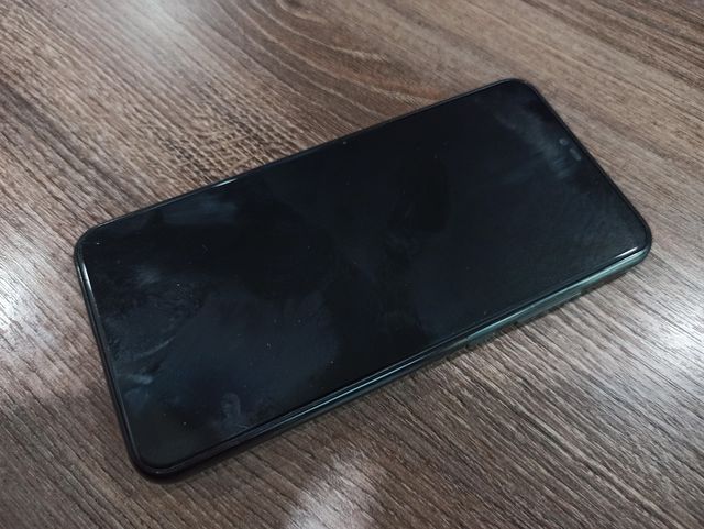 Смартфон Xiaomi Mi 8 Lite