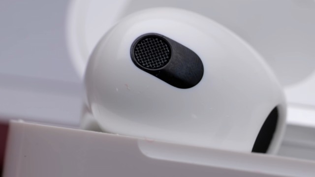 Так ли хороши новые AirPods? Стоит ли покупать Apple AirPods 3?