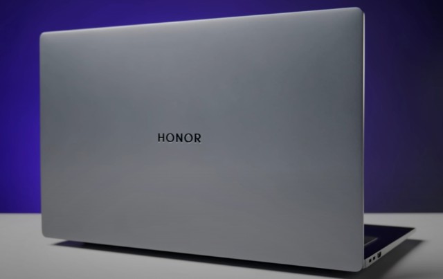 Среднебюджетный офисник с характеристиками топа: Honor MagicBook 16