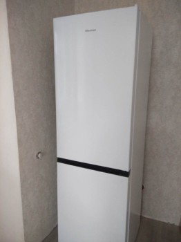 Холодильник Hisense RB390N4AW1